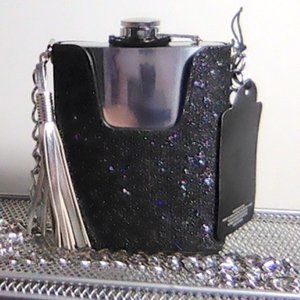 Fashion Flask Purse by Wild Eye Designs (7 fl oz)